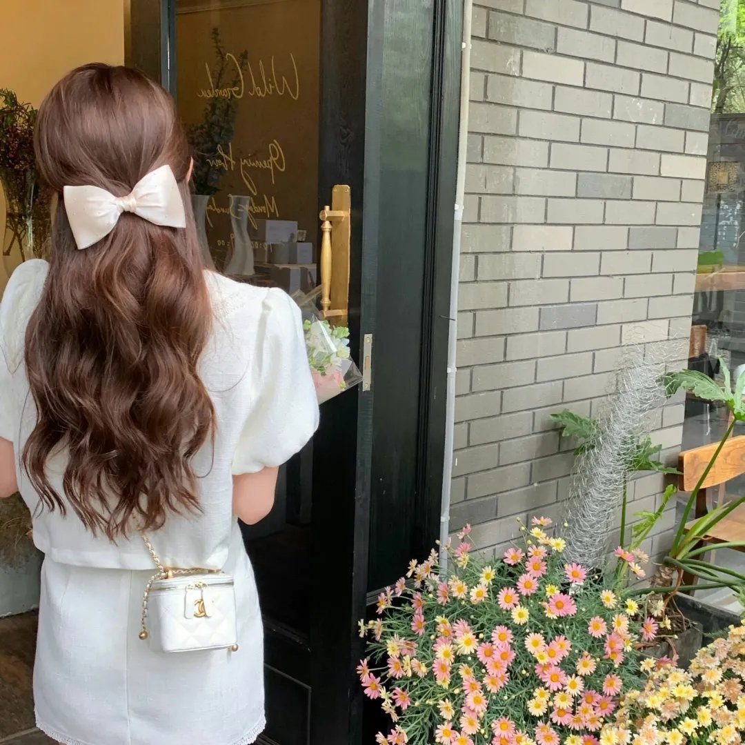 候燕